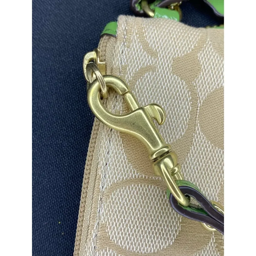 COACH SIGNATURE WRISTLET Grass Khaki Canvas Zip Pouch Wallet 6.5 Inch